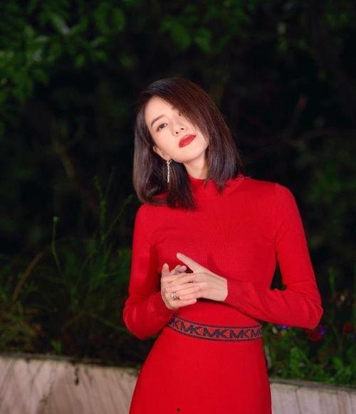 高圆圆图片生活照,素颜下的清新魅力